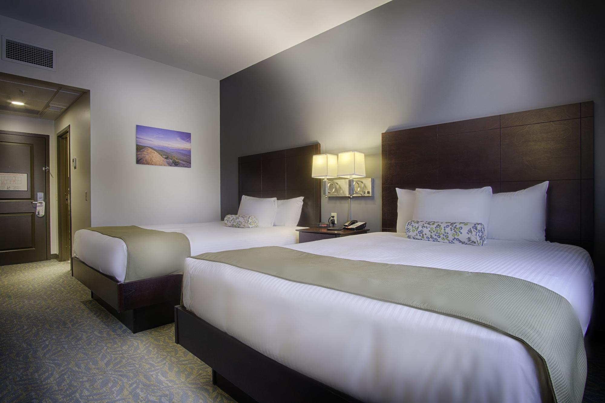 Sun & Ski Inn And Suites Стоу Екстериор снимка
