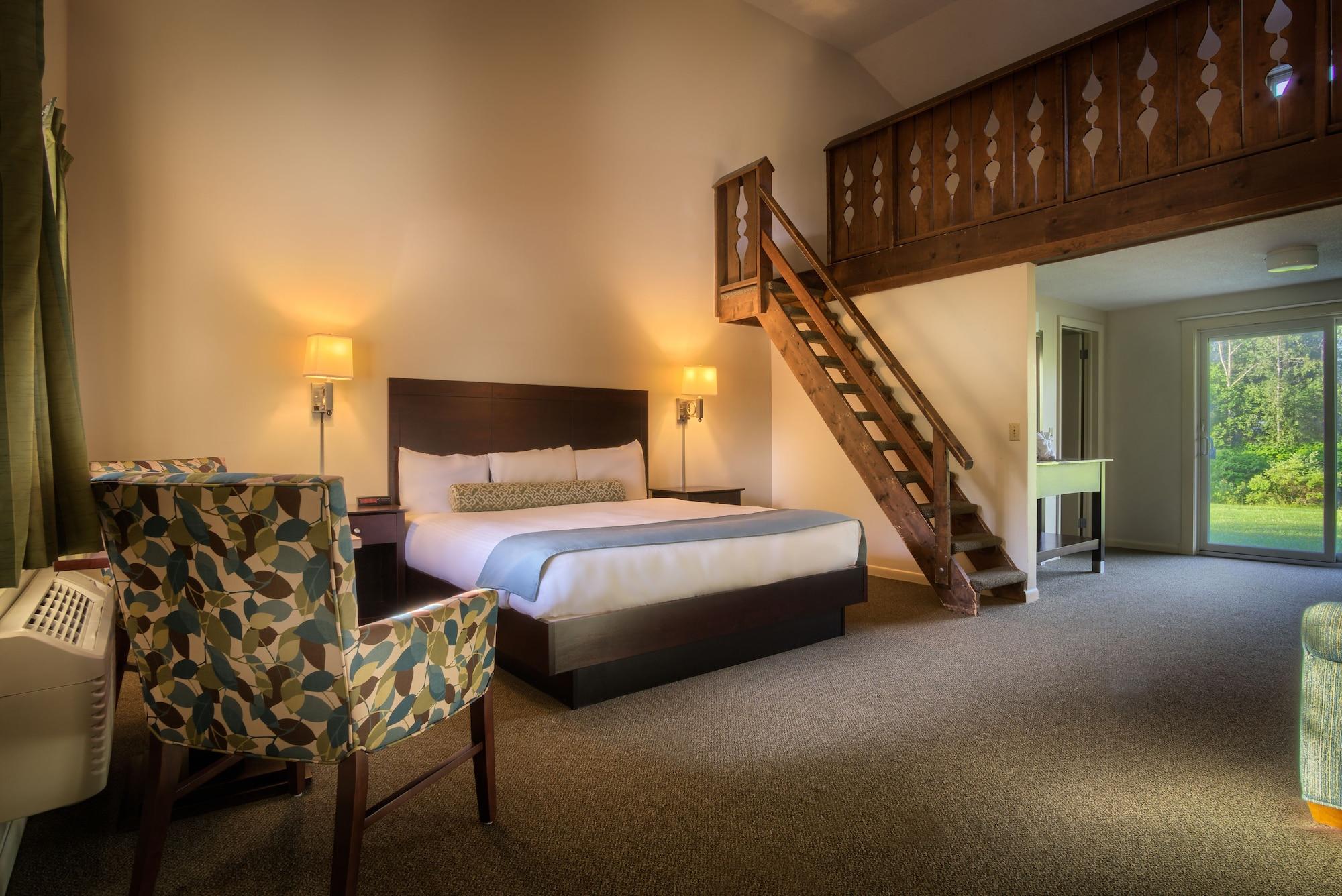 Sun & Ski Inn And Suites Стоу Екстериор снимка