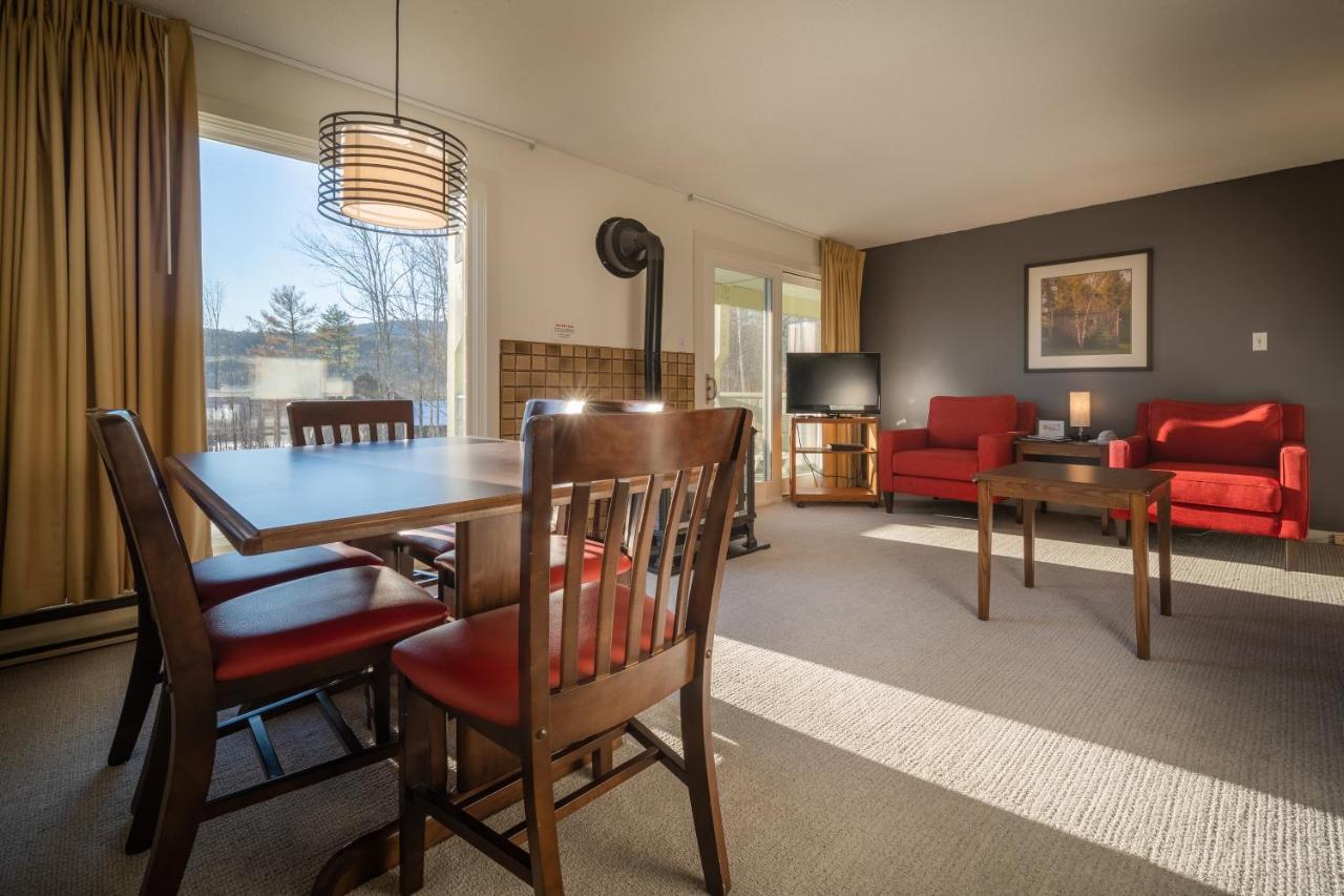 Sun & Ski Inn And Suites Стоу Екстериор снимка